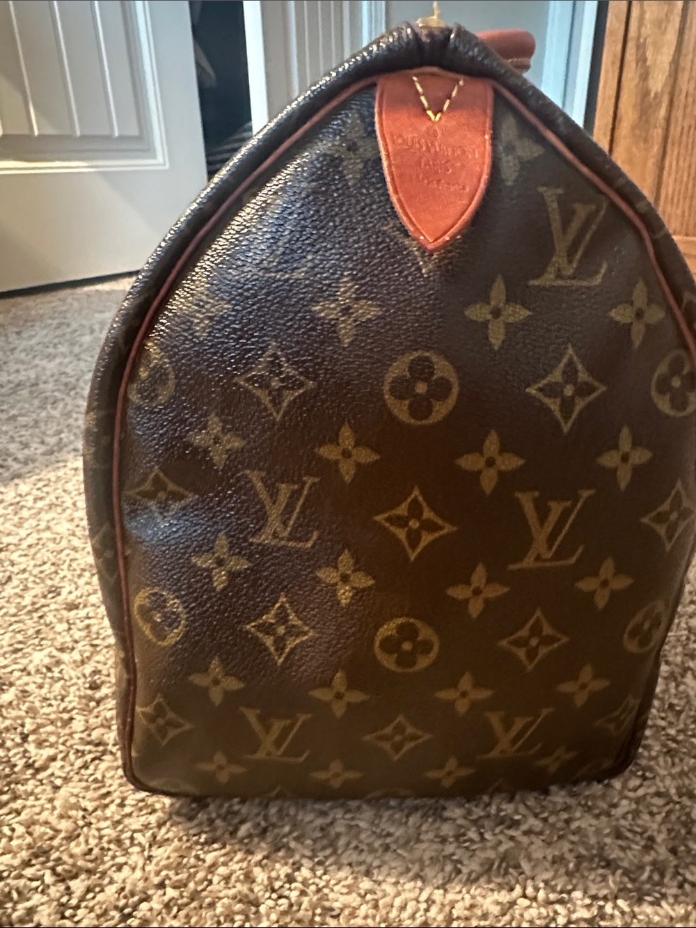 Louis Vuitton Monogram Canvas Speedy 40 - Picture 8 of 16